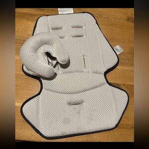 Uppababy Infant Snug Seat